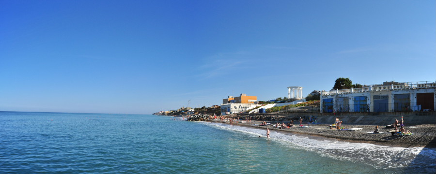 Пляж базы Скиф в Николаевке